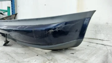 NISSAN 100NX ZDERZAK TYŁ TYLNY NIEBIESKI - zdjęcie 3