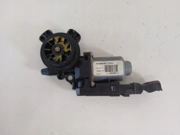 RENAULT MEGANE II LIFT SILNICZEK SZYBY LEWY PRZÓD 402046C