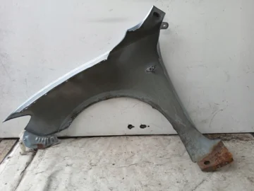 MAZDA 3 BK I BŁOTNIK PRAWY PRZÓD SREBRNY - zdjęcie 3