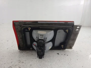 VW SHARAN I LIFT LAMPA PRAWA TYŁ KLAPA BLENDA - zdjęcie 3