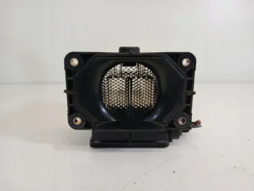 MITSUBISHI CARISMA 1.8 GDI PRZEPUSTNICA E5T08271 - zdjęcie 3