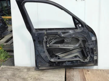 BMW X1 E84 DRZWI LEWY PRZÓD SCHWARZ II - zdjęcie 12