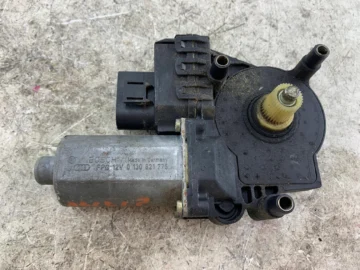 AUDI A6 C5 SILNICZEK SZYBY LEWY PRZÓD 0130821775 - zdjęcie 2