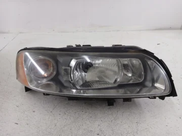 VOLVO V70 II XC70 LAMPA LEWA PRZÓD XENON + PRZETWORNICA 30784250 EUROPA