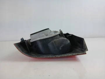 VW POLO 9N LAMPA PRAWA TYŁ - zdjęcie 3