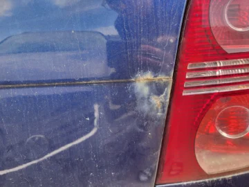 VW TOURAN I LIFT KLAPA BAGAŻNIKA NIEBIESKA - zdjęcie 3