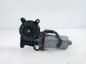 MERCEDES W168 SILNICZEK SZYBY LEWY PRZÓD 0130821673 - zdjęcie 2