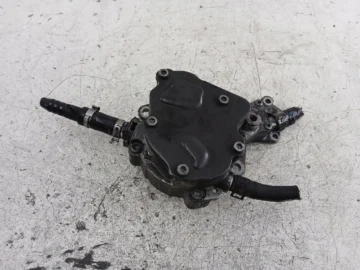 POMPA VACUM VACUM VW PASSAT B6 A3 8P GOLF V 2.0 TDI 038145209N