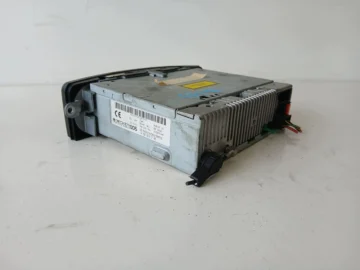 MERCEDES W203 RADIO FABRYCZNE CD A2038201786 - zdjęcie 3
