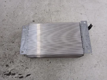AUDI A6 C6 WZMACNIACZ RADIA BOSE 4F0910223B