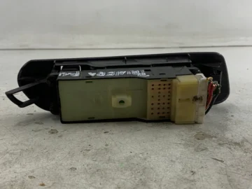 NISSAN PRIMERA P11 PANEL SZYB LEWY PRZÓD - zdjęcie 5