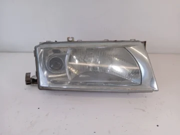 SKODA OCTAVIA I LIFT LAMPA PRAWA PRZÓD