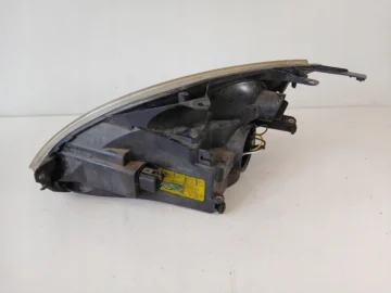FORD FIESTA MK6 LAMPA PRAWA PRZÓD - zdjęcie 4
