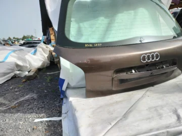 AUDI A3 8L KLAPA BAGAŻNIKA LZ8P - zdjęcie 6