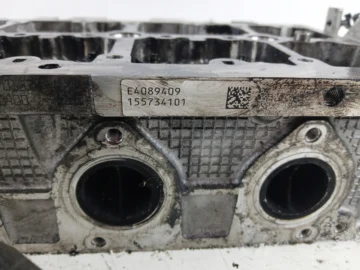 BMW F10 F11 F20 F30 2.0 D GŁOWICA SILNIKA B47 - zdjęcie 5