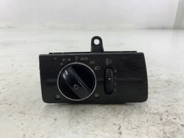 MERCEDES W211 PRZEŁĄCZNIK ŚWIATEŁ 2115450304