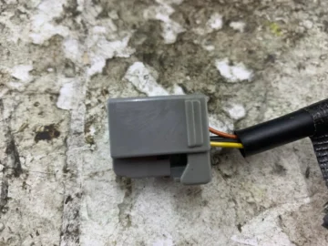 FORD MONDEO MK3 LUSTERKO PRAWE 5 PIN NIEBIESKIE - zdjęcie 6