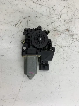 AUDI A6 C5 SILNICZEK SZYBY PRAWY TYŁ 101144-114 - zdjęcie 4