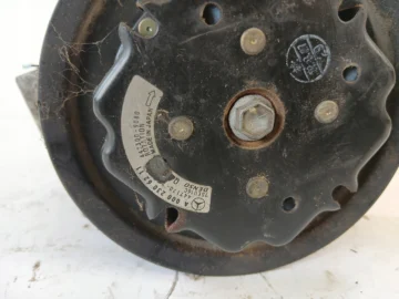 MERCEDES W203 1.8 K KOMPRESOR SPRĘŻARKA KLIMATYZACJI 447220-8842 - zdjęcie 2