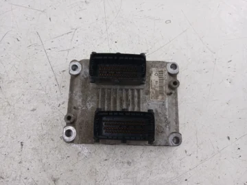 ALFA ROMEO 147 1.6 STEROWNIK SILNIKA 0261207727