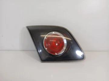 MAZDA 3 BK I LIFT LAMPA PRAWA TYŁ KLAPA