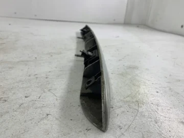 AUDI A3 8L BLENDA KLAPY BAGAŻNIKA LY7W 8D9827576A - zdjęcie 3