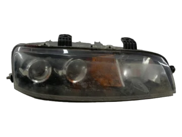 LAMPA PRAWA PRZEDNIA FIAT PUNTO 89100956