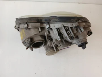 MERCEDES W203 LIFT LAMPA PRAWA PRZÓD 0301166206 - zdjęcie 2