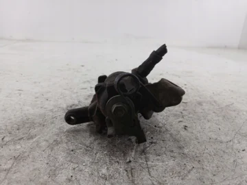 VW T4 ZACISK HAMULCOWY LEWY TYŁ - zdjęcie 4