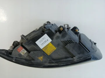 VOLVO V50 I S40 II LAMPA PRAWA PRZÓD XENON 30698890 - zdjęcie 6