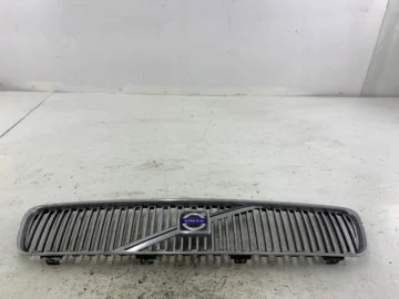 VOLVO V50 II GRILL ATRAPA CHŁODNICY ZACZEPY