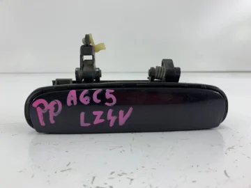 AUDI A6 C5 KLAMKA ZEWNĘTRZNA PRAWA PRZÓD LZ4V