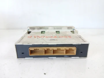 AUDI A4 B5 PANEL KLIMATYZACJI 8D0820043D - zdjęcie 2