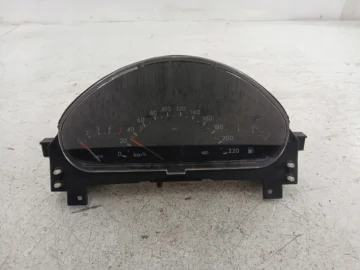 MERCEDES W168 1.7 CDI LICZNIK ZEGARY A1685405511
