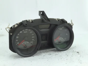 RENUALT MEGANE II 1.5 DCI LICZNIK ZEGARY 8200364588