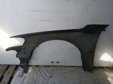 VOLVO V70 II BŁOTNIK PRAWY GRANATOWY - zdjęcie 3