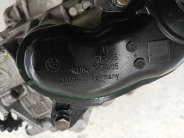 BMW F10 F11 F20 F30 2.0 D B47 POMPA OLEJU 851375608 - zdjęcie 5