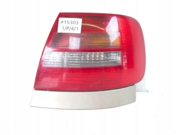 AUDI A4 B5 LIFT SEDAN LAMPA PRAWA TYŁ