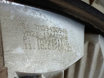 VW SHARAN I LIFT LAMPA PRAWA TYŁ KLAPA BLENDA - zdjęcie 7