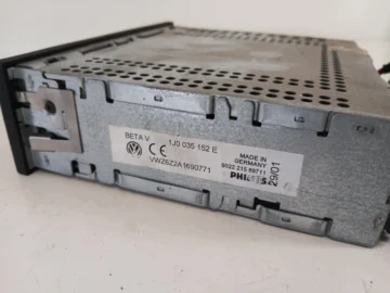 VW GOLF IV PASSAT B5 RADIO FABRYCZNE KASETA 1J0035152E BETA - zdjęcie 3