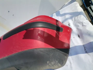VW GOLF IV ZDERZAK TYŁ TYLNY CZERWONY - zdjęcie 2