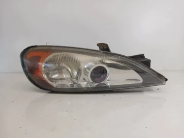 NISSAN PRIMERA P11 LIFT LAMPA PRAWA PRZÓD