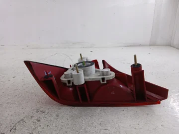 FORD FOCUS MK1 SEDAN LAMPA PRAWA TYŁ - zdjęcie 5