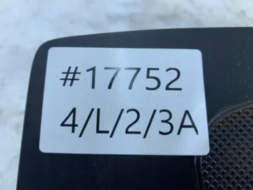 VW TOURAN I SCHOWEK GÓRNY DESKI ROZDZIELCZEJ 1T857921B - zdjęcie 7
