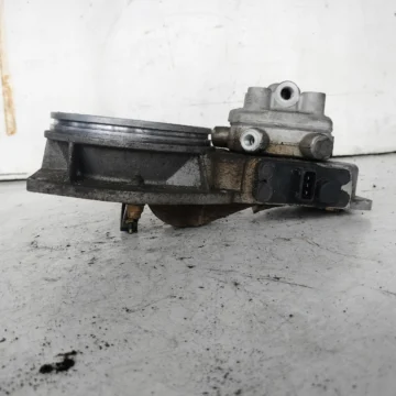 AUDI 80 B3 1.8 ROZDZIELACZ PALIWA 026133353 BOSCH - zdjęcie 5