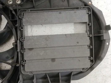 AUDI A4 B6 1.8 T WENTYLATOR CHŁODNICY 8E0121205S - zdjęcie 6