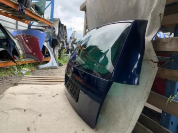 VW GOLF IV KOMBI KLAPA BAGAŻNIKA LD5Q - zdjęcie 4