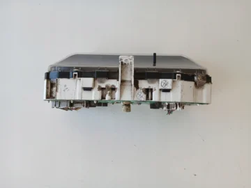 DAIHATSU TERIOS I 1.3 LICZNIK ZEGARY 83010-87432 - zdjęcie 4