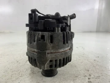 VW GOLF IV 1.6 SR ALTERNATOR 038903018SX 70A