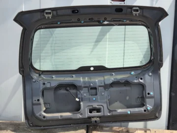 HYUNDAI i30 KLAPA BAGAŻNIKA 9A - zdjęcie 4